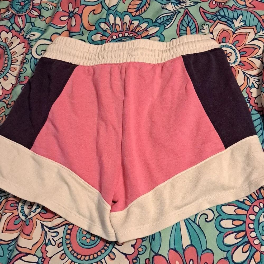 Shorts - Picture 2 of 2